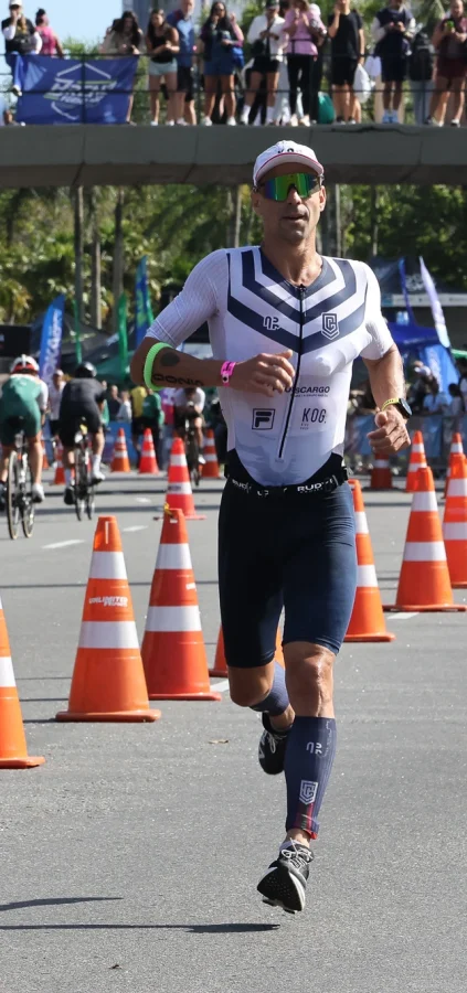 459635_1181833_2025iron703rioigor