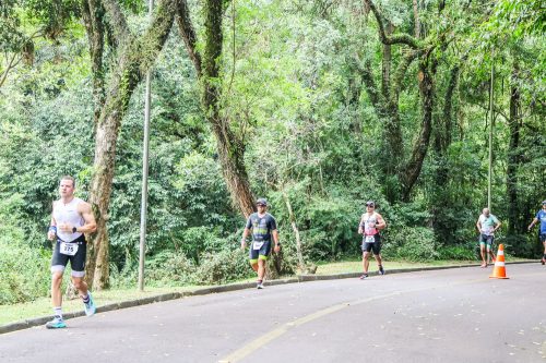 Nubank Ultravioleta IRONMAN 70.3 Curitiba 2026